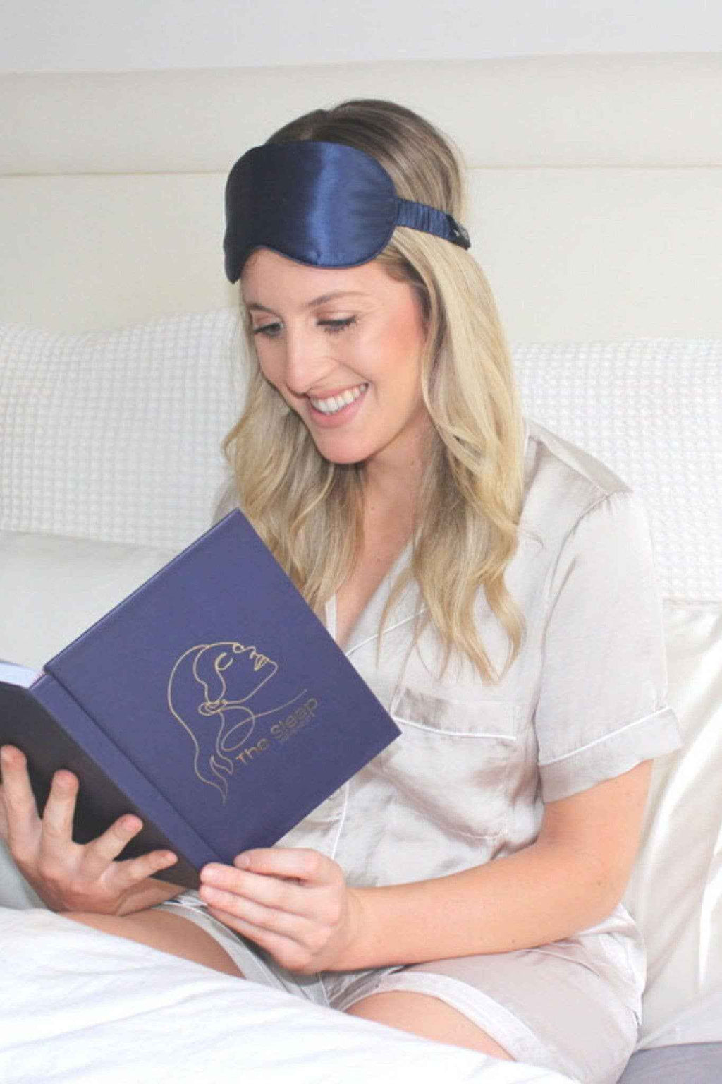 Hush Cloud Sleep Journal - Improve Sleep, Reduce Stress